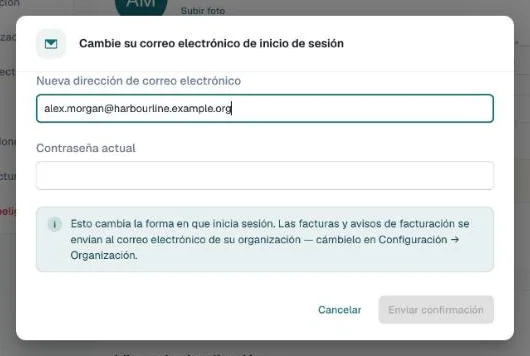 Diálogo Cambie su correo electrónico de inicio de sesión con la nueva dirección y la contraseña actual
