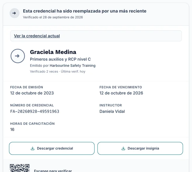 Página de verificación que indica que esta credencial fue reemplazada por una más reciente, con un enlace a la credencial actual