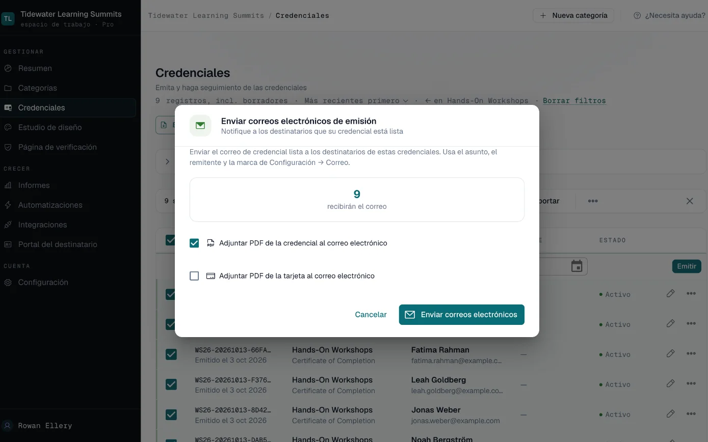 Diálogo de envío masivo de correos con credenciales para un grupo de asistentes seleccionados