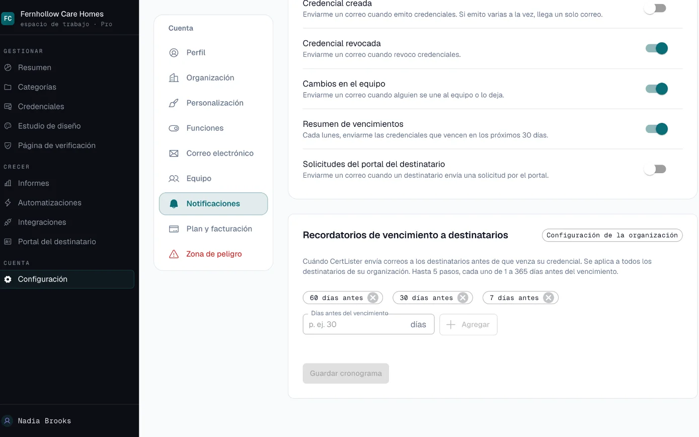Configuración de recordatorios con correos 60, 30 y 7 días antes de que venza una certificación